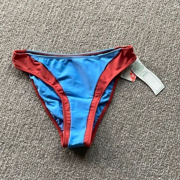 Free People Vega Bikini Bottom NWT Medium Sold Out Size! - Picture 4 of 6